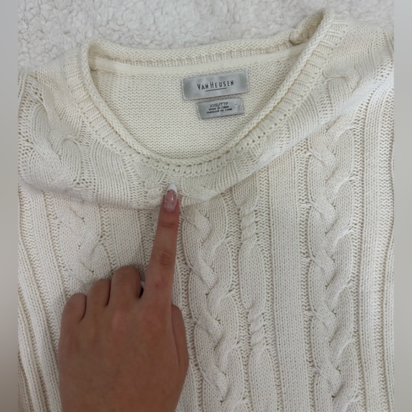 Van Heusen White Cable Knit Sweater - Picture 2 of 4